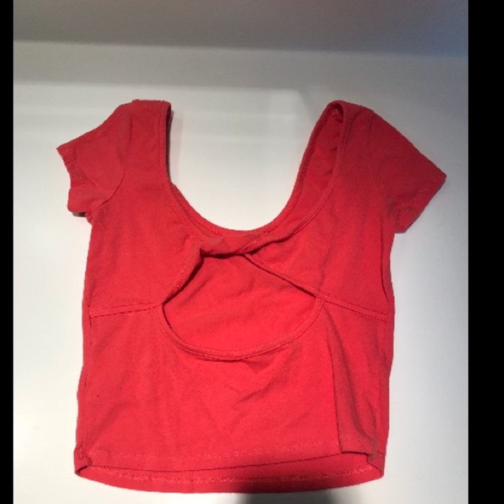 Crop top - Picture 2 of 2